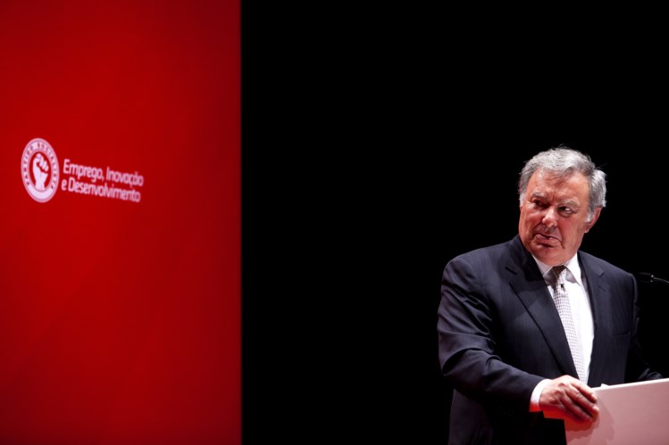 [Imagem: 801520?tp=UH&db=IMAGENS&w=749]